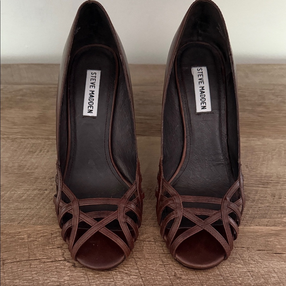 Steve Madden “Donatella” heels